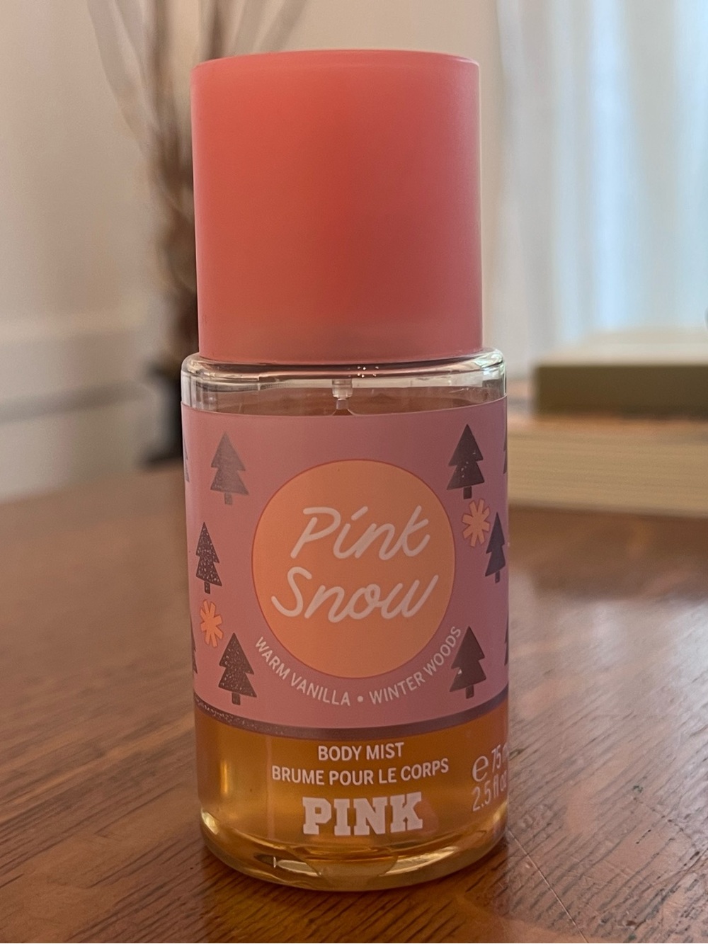 PINK Victoria's Secret Pink Snow Body Mist — 75 ml. Discontinued